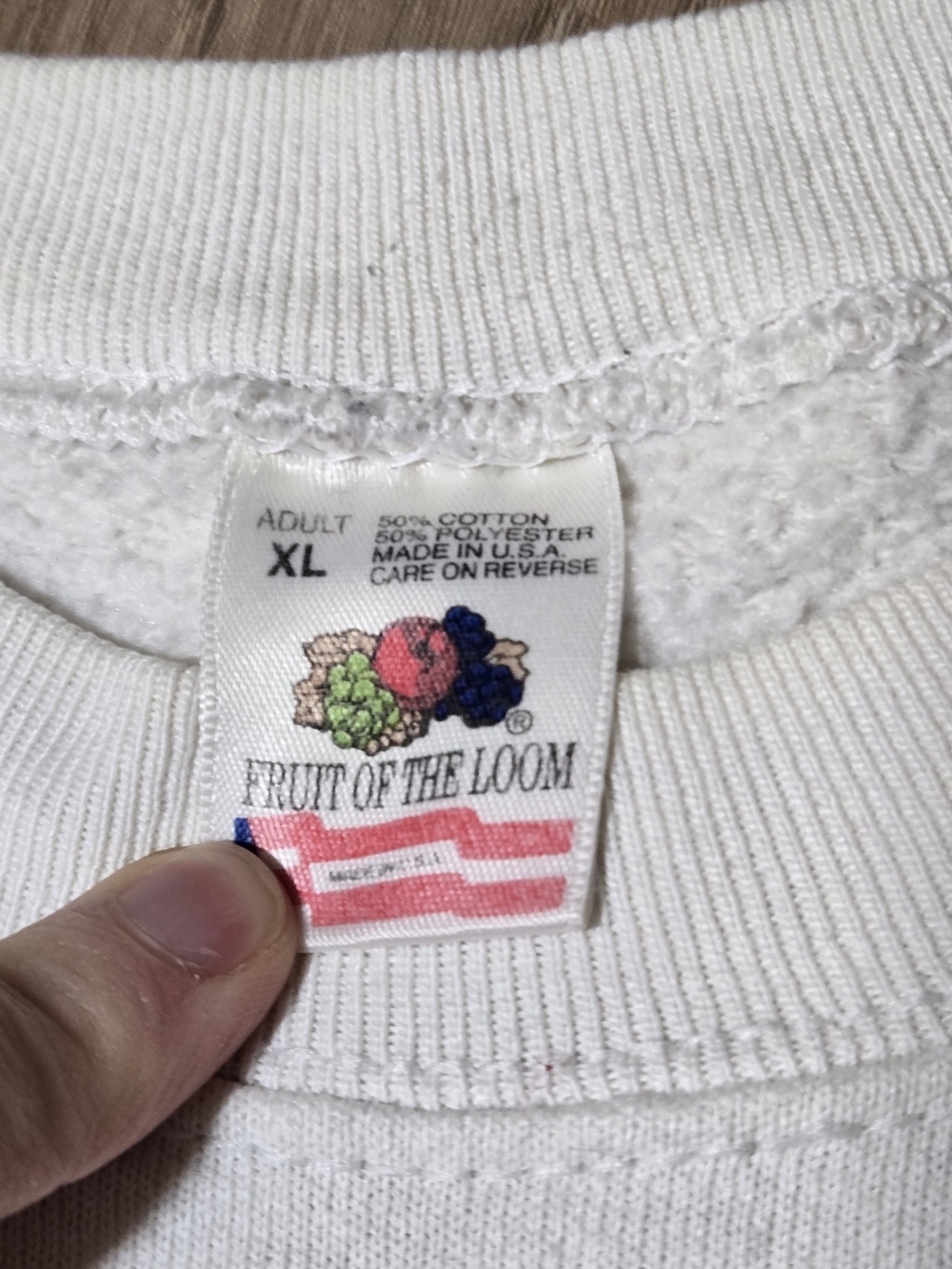 Fruit of the Loom White Crewneck with Red & Navy Logo - Picture 3 of 3
